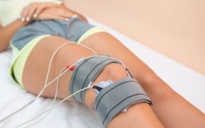 Lee más sobre el artículo Entrenar con lesiones: ¿Cuándo acudir al fisioterapeuta y por qué?