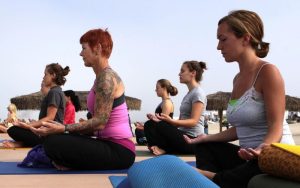 Lee más sobre el artículo Guía para principiantes para iniciarse al yoga desde cero